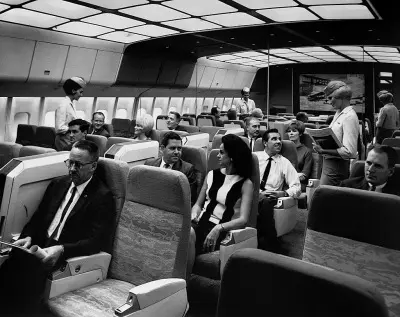 airline seat sizes