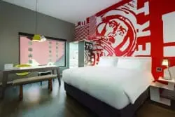 Radisson Red