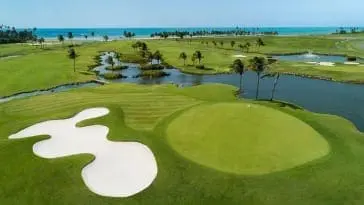 Golf Court