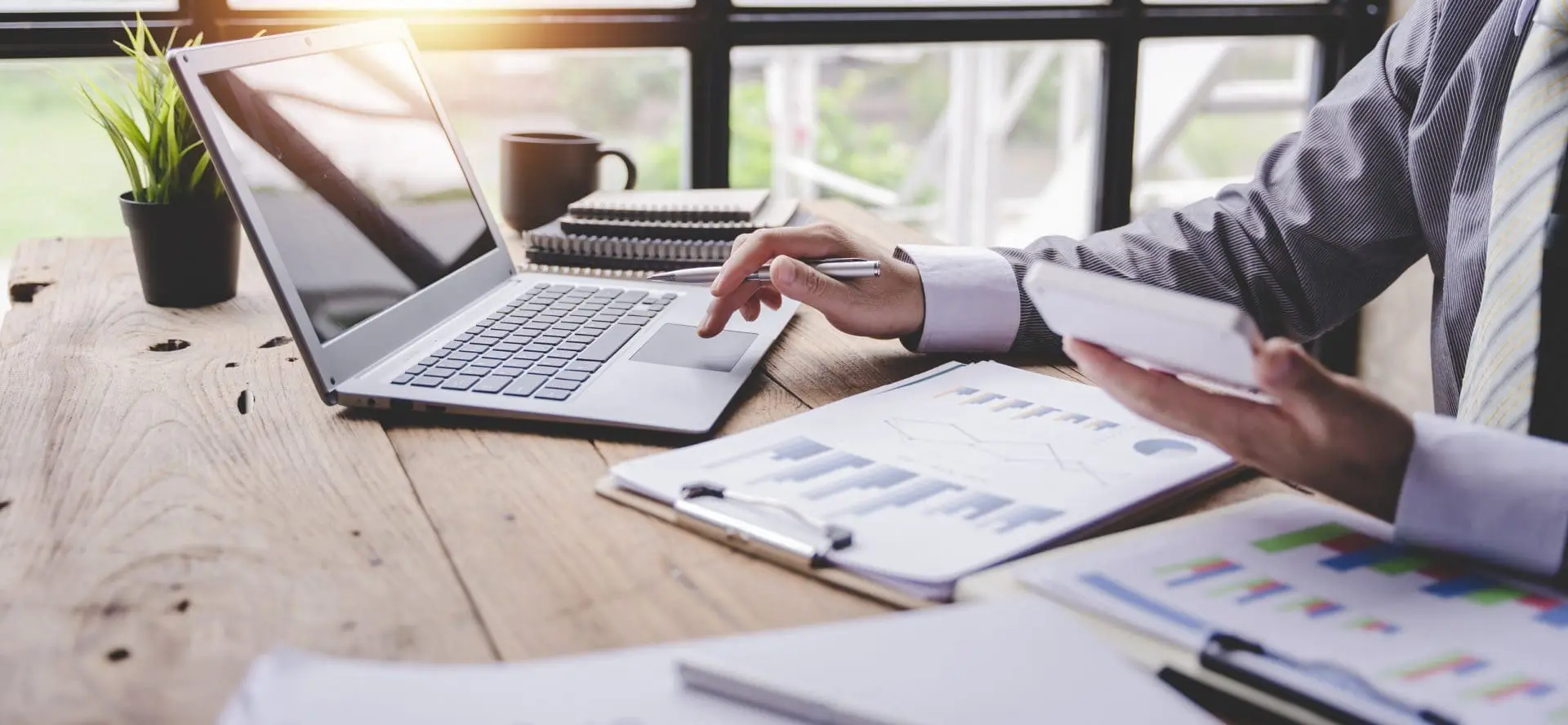 Modern Corporate Travel Business Traveler